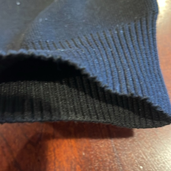 B1603 DIOR see pics for measurements.  Seem like a small NO TAGS - Picture 4 of 10